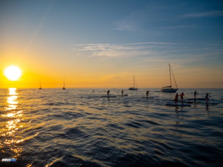 paddle raid au coucher du soleil